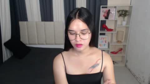 CHLOES ROOM online show from 10-14-25, 05:47