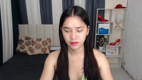 CHLOES ROOM online show from 11-29-25, 09:56