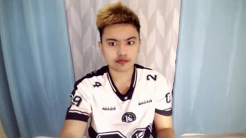 Loyd online show from 11-04-25, 03:27