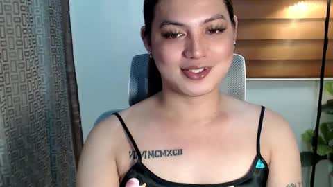 Snapshot of xxjulielovesyouxx chatting on 01-04-25, 10:38 July online show from 01-04-25, 10:38