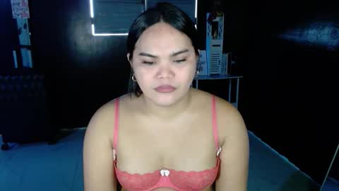 Kylie Smith online show from 11-08-25, 05:18