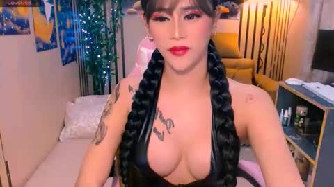 xxmissjuliaxx online show from 11-17-25, 05:35