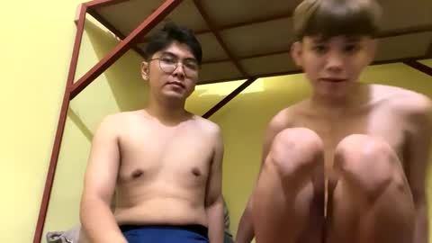 Snapshot of xxsebastian18 chatting on 03-12-25, 08:41 seb online show from 03-12-25, 08:41