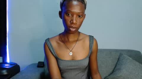 xxsexytalia28 online show from 10-14-25, 04:24
