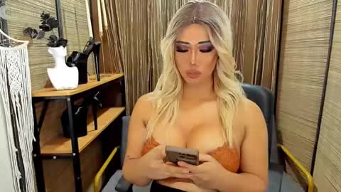 Snapshot of xxtastefullayeshaxx chatting on 01-15-25, 11:43 xxtastefullayeshaxx online show from 01-15-25, 11:43