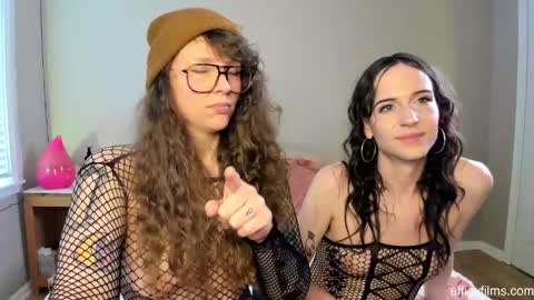 Aura  Deluge  online show from 01-30-25, 07:48