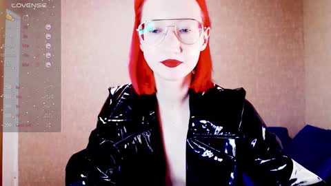 Snapshot of xxx_goddes_xxx chatting on 02-26-25, 06:54 Andariel online show from 02-26-25, 06:54