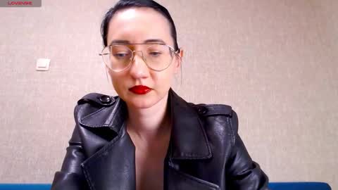 Snapshot of xxx_goddes_xxx chatting on 02-10-26, 10:58 Andariel online show from 02-10-26, 10:58