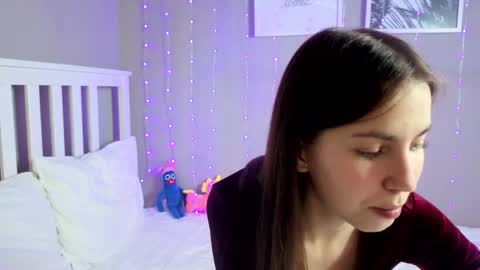 Snapshot of xxx_hotbae_xxx chatting on 01-19-26, 02:32 Eva online show from 01-19-26, 02:32