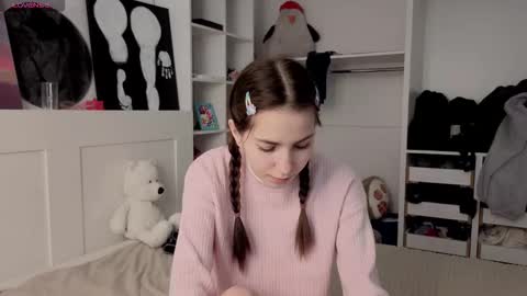 Snapshot of xxx_hotbae_xxx chatting on 02-03-26, 06:22 Eva online show from 02-03-26, 06:22