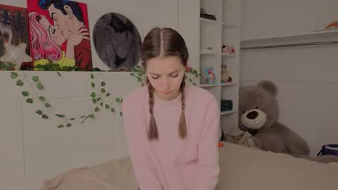 Snapshot of xxx_hotbae_xxx chatting on 02-08-26, 03:32 Eva online show from 02-08-26, 03:32