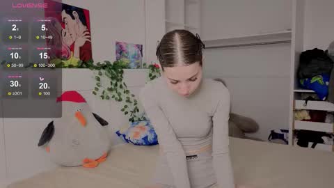 Snapshot of xxx_hotbae_xxx chatting on 02-18-26, 05:03 Eva online show from 02-18-26, 05:03