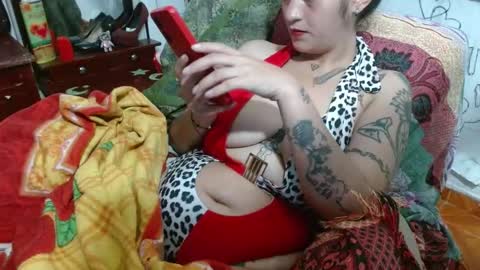 Snapshot of xxx_morena chatting on 02-27-25, 06:07   LILI  online show from 02-27-25, 06:07