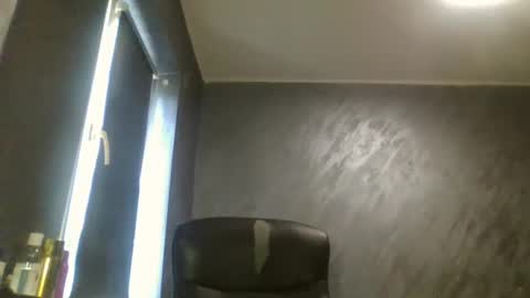 xxxdonpuiuuxxx online show from 01-13-25, 09:08