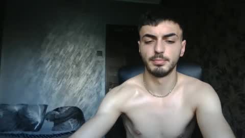 xxxdonpuiuuxxx online show from 01-17-25, 12:52