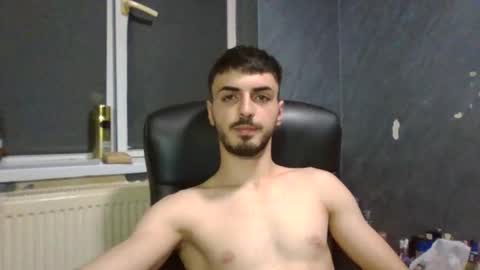 xxxdonpuiuuxxx online show from 01-25-25, 06:24