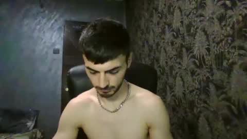 xxxdonpuiuuxxx online show from 02-14-25, 04:41