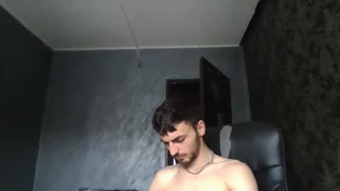 xxxdonpuiuuxxx online show from 02-15-25, 02:00