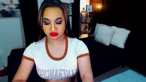 OLIVIA online show from 12-02-24, 02:53