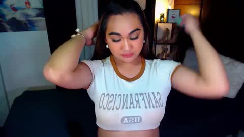 OLIVIA online show from 12-23-24, 02:24