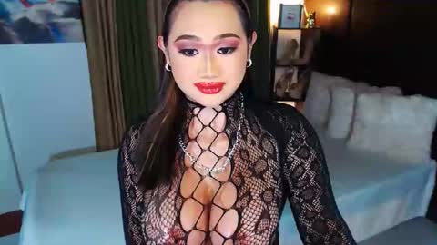 OLIVIA online show from 02-12-25, 02:43