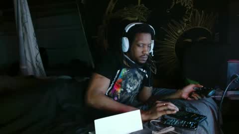 xxxjrstrokesxxx online show from 02-26-25, 01:52