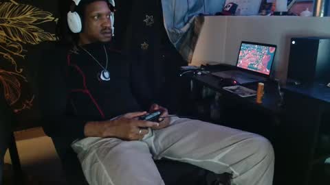 xxxjrstrokesxxx online show from 03-05-25, 06:01