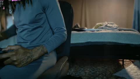 xxxjrstrokesxxx online show from 03-12-25, 05:17