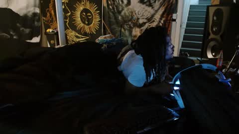 xxxjrstrokesxxx online show from 09-15-25, 04:29