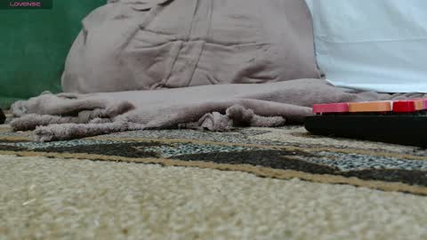 Snapshot of xxxlola_ chatting on 02-18-26, 08:27 Lola online show from 02-18-26, 08:27