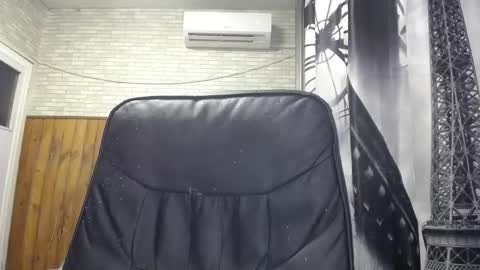 Snapshot of xxxnewlywedsxxx chatting on 02-10-26, 06:12 Lana online show from 02-10-26, 06:12