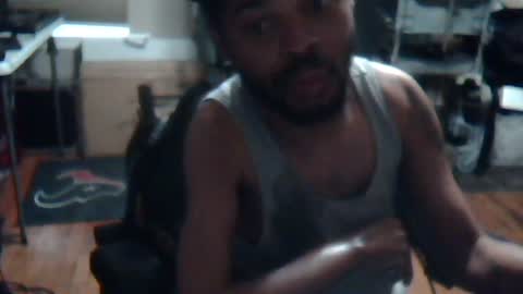 Snapshot of xxxonwheelz chatting on 06-14-26, 11:29 xxxonwheelz online show from 06-14-26, 11:29