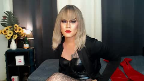 QueenMarina online show from 12-17-24, 01:18