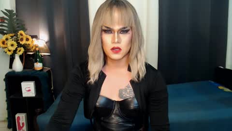 QueenMarina online show from 12-30-24, 01:04