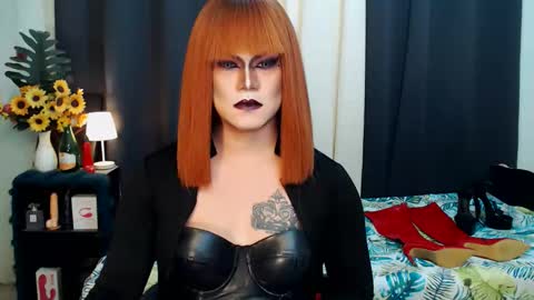 QueenMarina online show from 10-17-25, 09:23