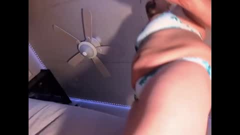 Snapshot of xzbib chatting on 01-02-25, 02:02 Xzbib online show from 01-02-25, 02:02