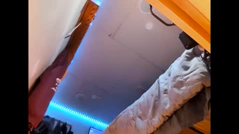 Snapshot of xzbib chatting on 01-10-25, 11:18 Xzbib online show from 01-10-25, 11:18