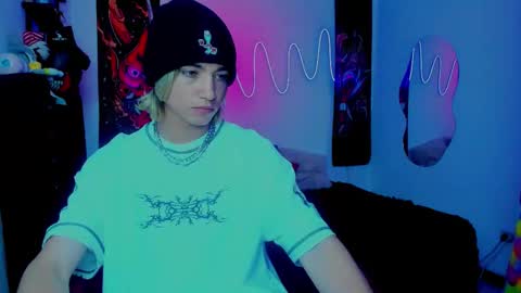 xzerox_ online show from 09-09-25, 01:49