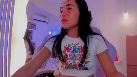 Snapshot of yadrihill_ chatting on 11-26-25, 12:06 Yadrill online show from 11-26-25, 12:06