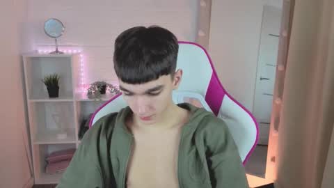 yamitwink online show from 11-26-25, 08:54