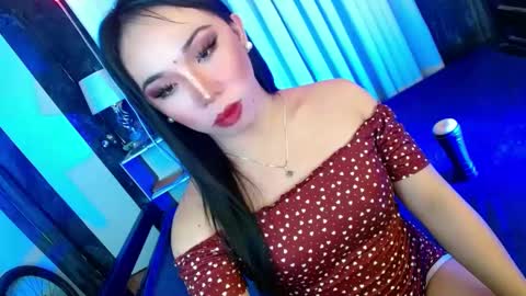 Snapshot of yan2xcumsalotxx chatting on 02-19-25, 03:05 REYAN online show from 02-19-25, 03:05