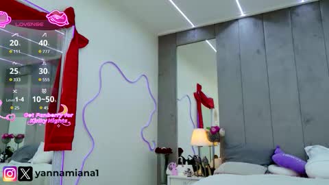 Yana  online show from 01-13-26, 09:03