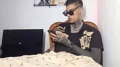 Yan online show from 02-12-26, 07:14