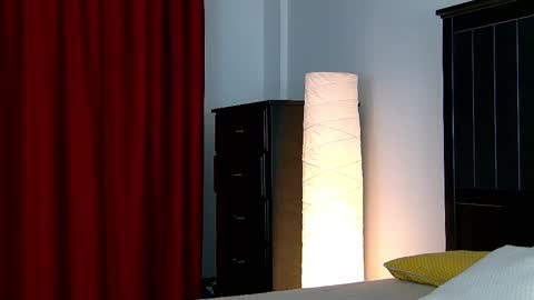 Snapshot of yanira_ass_ chatting on 11-24-25, 04:56 yanira_ass_ online show from 11-24-25, 04:56