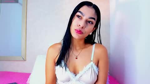 Snapshot of yasiir_0229 chatting on 11-01-25, 04:25 Yasiir online show from 11-01-25, 04:25