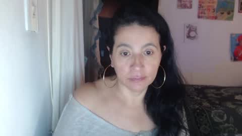 yasmin_love85 online show from 03-04-25, 06:18