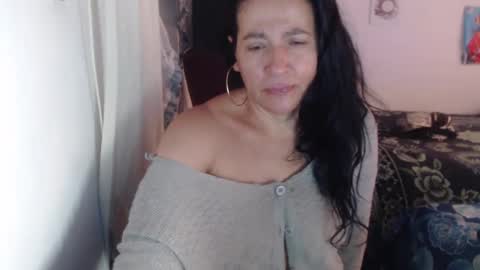 yasmin_love85 online show from 03-07-25, 03:07