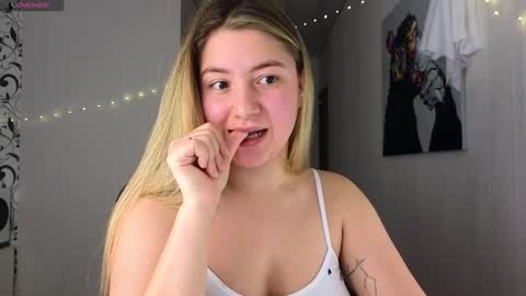 Yasyaa  online show from 01-15-25, 10:13