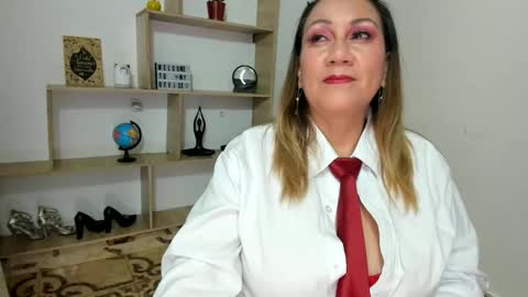 yayita online show from 10-08-25, 02:25