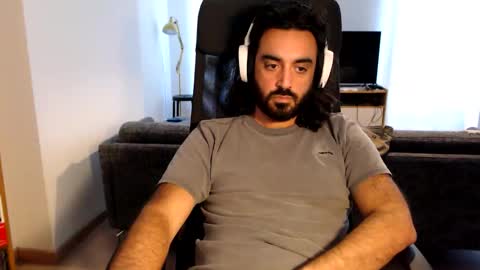 yeeaahoo online show from 09-24-25, 05:05